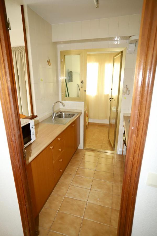 Apartamentos Torre Gerona Benidorm Bagian luar foto