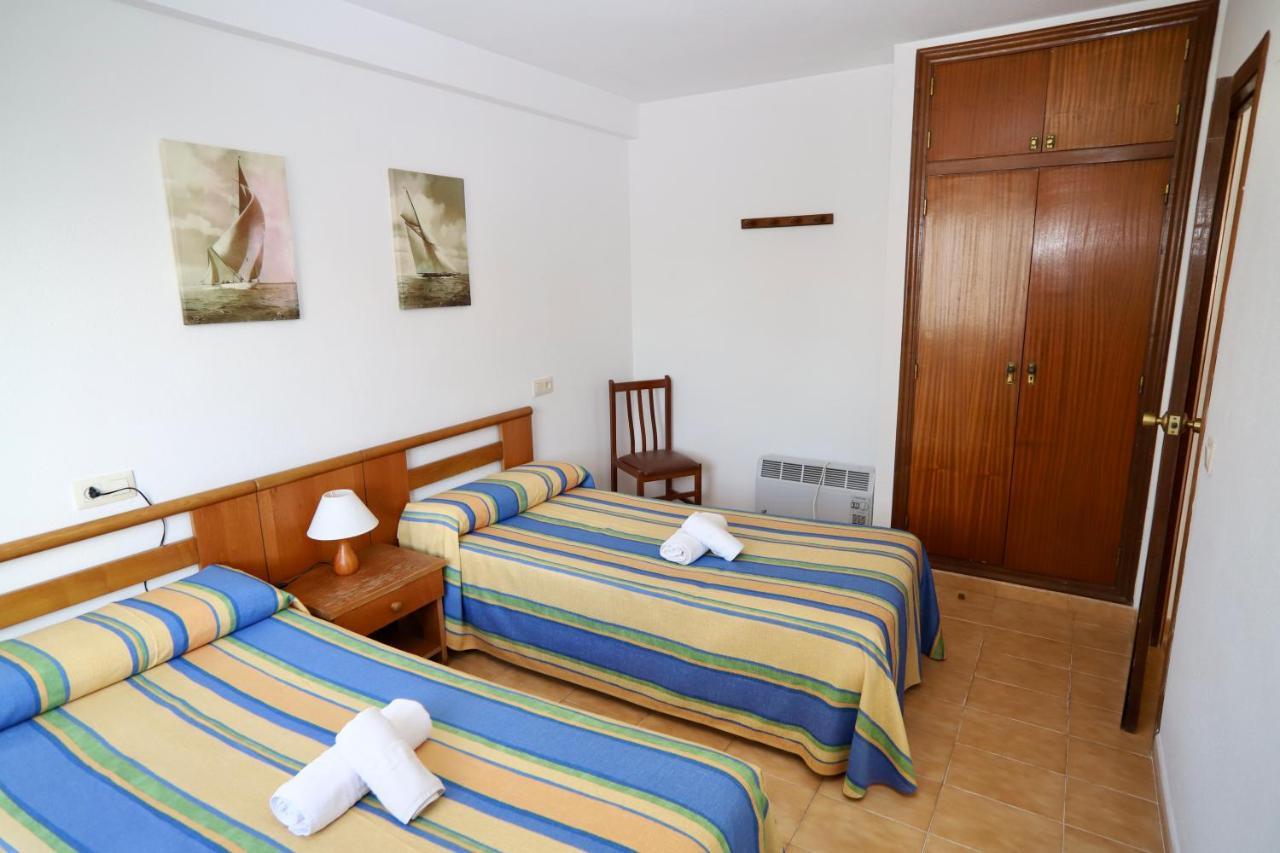 Apartamentos Torre Gerona Benidorm Bagian luar foto