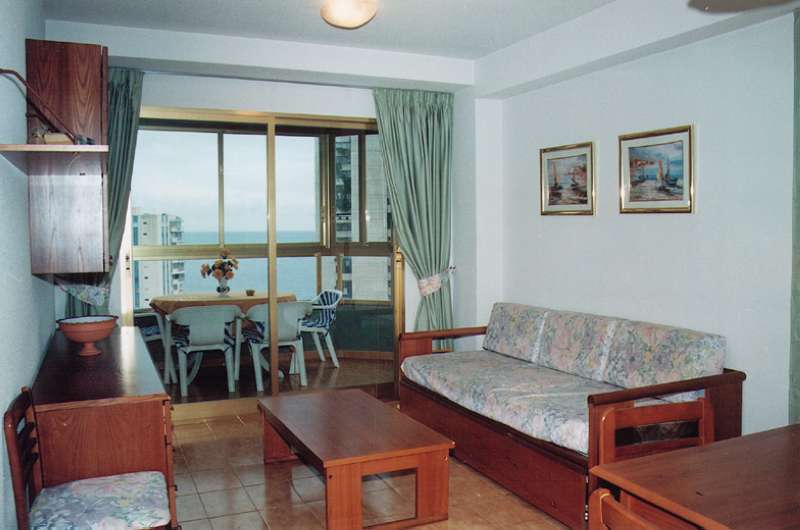 Apartamentos Torre Gerona Benidorm Bagian luar foto